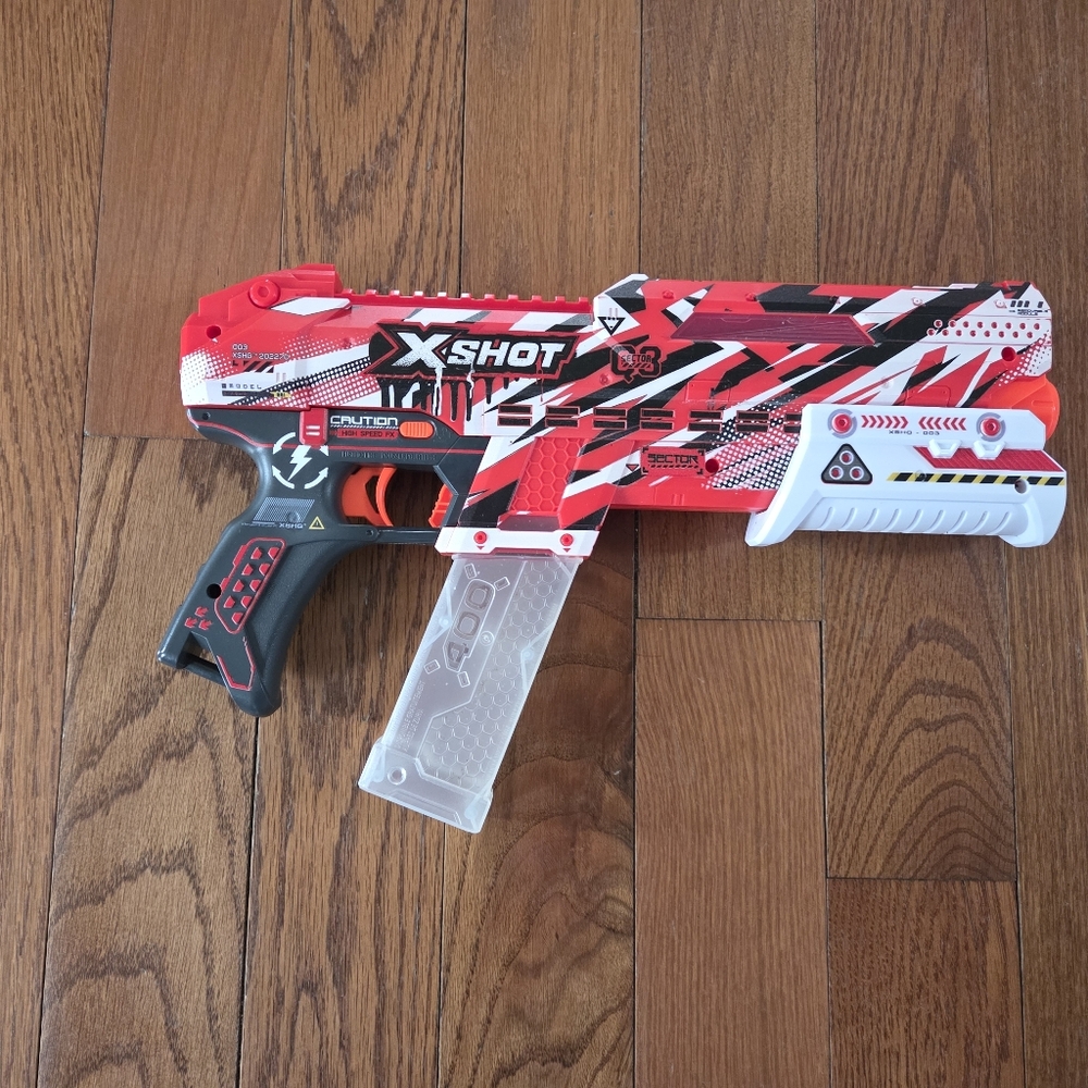 Xshot Hyper Gel Clutch Blaster